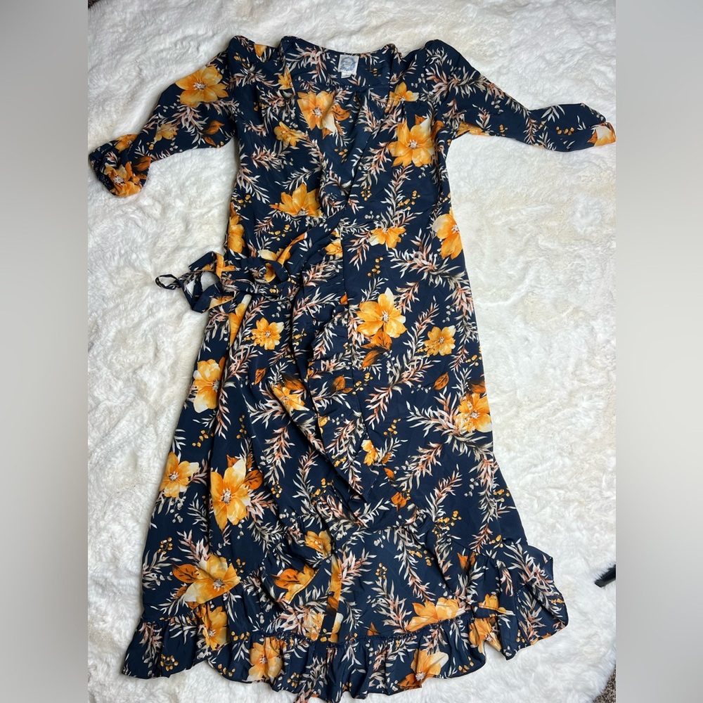 Small wrap dress